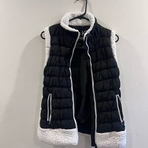 Calvin Klein Performance Sherpa Puffer Vest